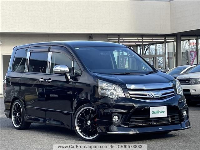 toyota noah 2012 -TOYOTA--Noah DBA-ZRR70W--ZRR70-0475217---TOYOTA--Noah DBA-ZRR70W--ZRR70-0475217- image 1