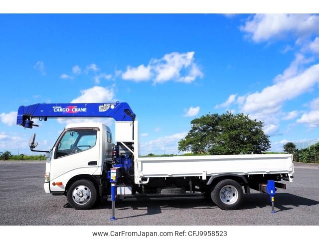 hino dutro 2012 GOO_NET_EXCHANGE_0403477A30240701W004 image 2