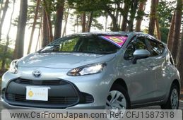toyota aqua 2022 CFJ1587318