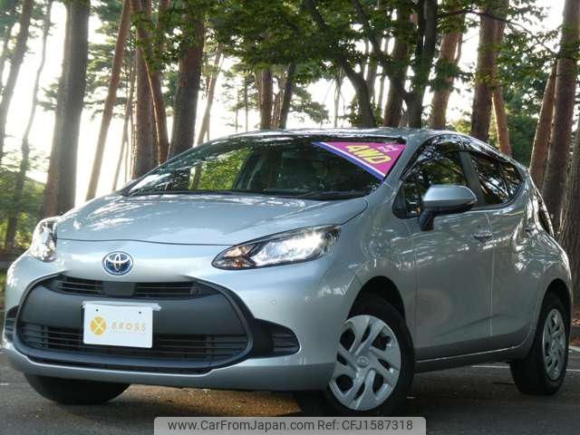 toyota aqua 2022 CFJ1587318 image 1