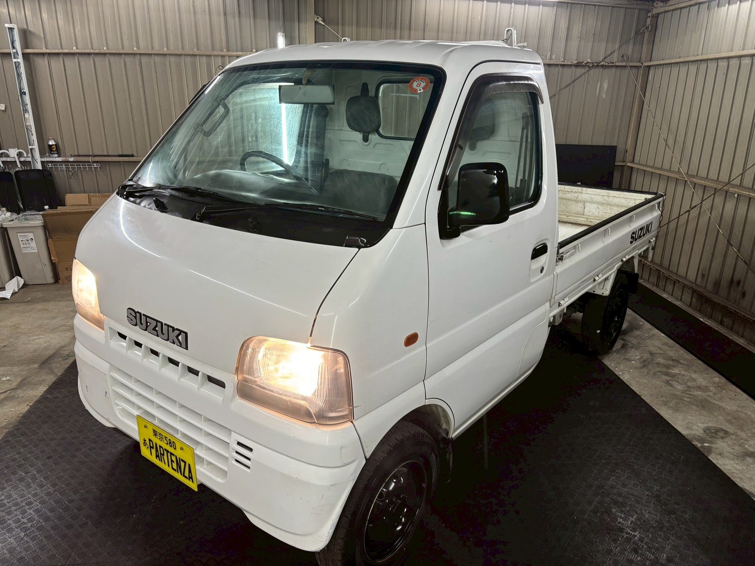 2000 Suzuki Carry Truck DB52T 4WD - Car Price $2,433