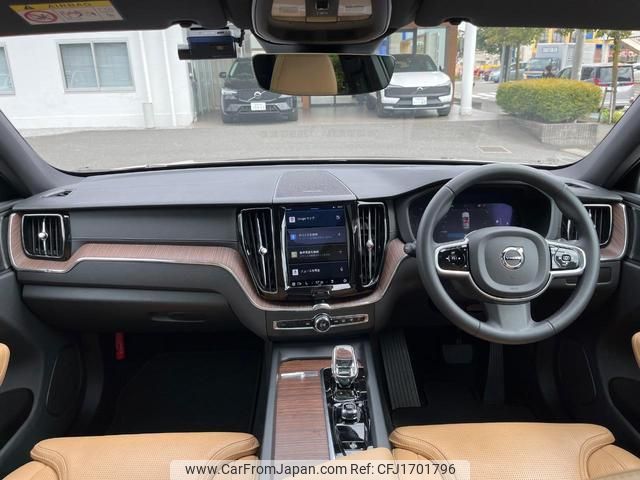 volvo xc60 2023 CFJ1701796 image 2