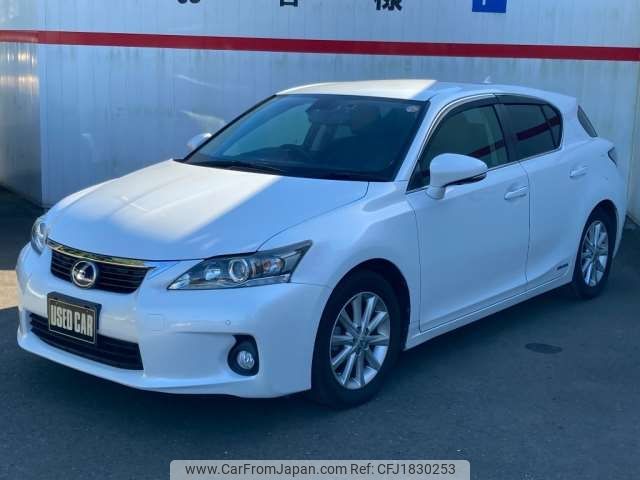 lexus ct 2011 CFJ1830253 image 2