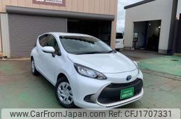 toyota aqua 2022 CFJ1707331