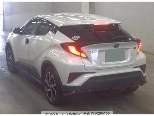 toyota c-hr 2020 quick_quick_6AA-ZYX11_2019827 image 2