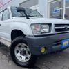 toyota hilux 2002 GOO_JP_700030018430231128001 image 1