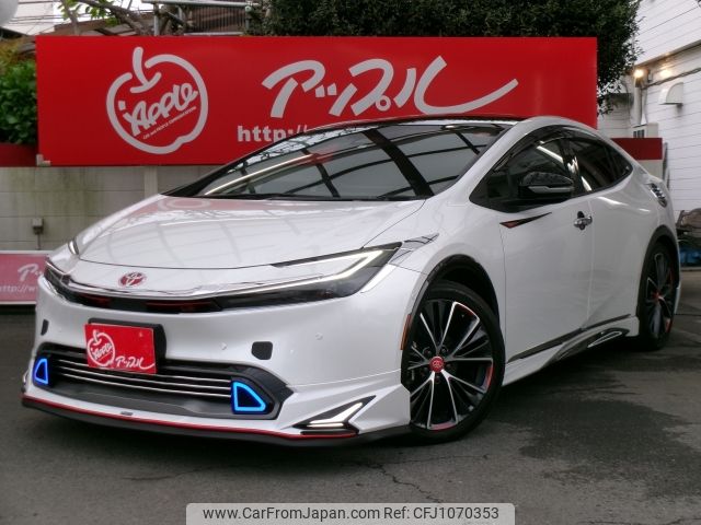 toyota prius 2023 -TOYOTA--Prius 6AA-MXWH60--MXWH60-4009381---TOYOTA--Prius 6AA-MXWH60--MXWH60-4009381- image 1