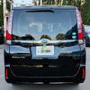 toyota esquire 2015 GOO_JP_700090373030250625002 image 3