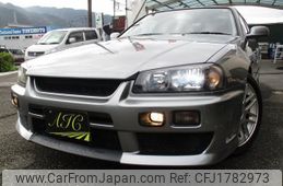 nissan skyline 2000 CFJ1782973