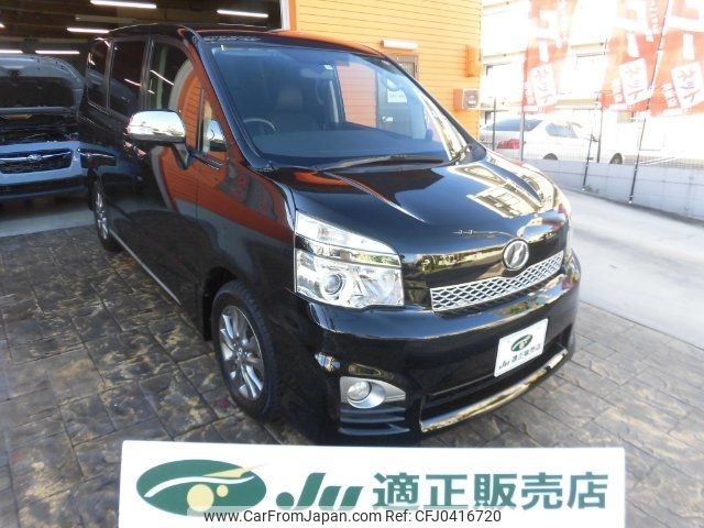 toyota voxy 2013 -TOYOTA--Voxy ZRR70W--0588897---TOYOTA--Voxy ZRR70W--0588897- image 1