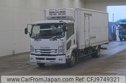 isuzu forward 2017 CFJ9749321