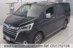 toyota granace 2022 CFJ1752108