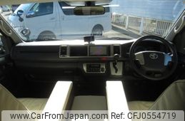 toyota hiace-wagon 2015 GOO_JP_700040407230241212001