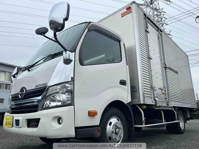 hino dutro 2019 GOO_NET_EXCHANGE_0500521A30250303W001 image 1