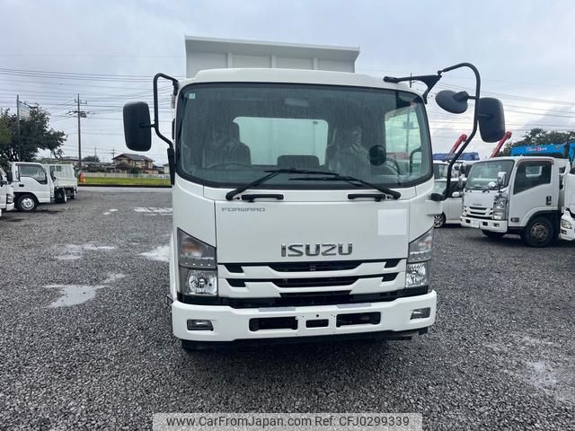 isuzu forward 2017 GOO_NET_EXCHANGE_0401930A30241009W001 image 2