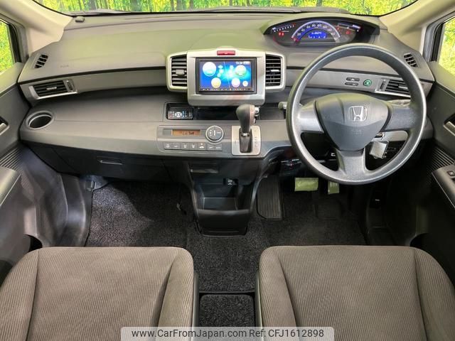 honda freed 2011 CFJ1612898 image 2