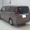 toyota noah 2014 quick_quick_DAA-ZWR80G_0037211 image 4