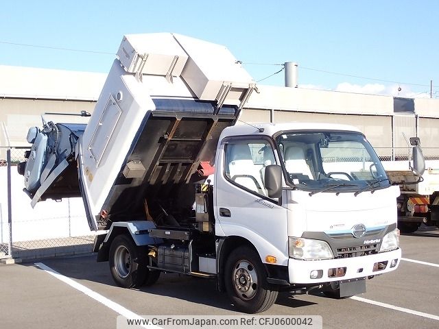 hino dutro 2016 -HINO--Hino Dutoro TSG-XKU600X--XKU600-0001676---HINO--Hino Dutoro TSG-XKU600X--XKU600-0001676- image 1