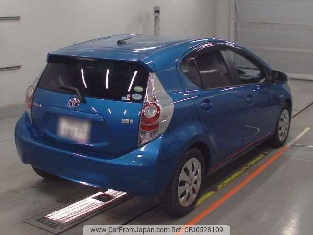 toyota aqua 2013 -TOYOTA 【宇都宮 530ｾ6673】--AQUA DAA-NHP10--NHP10-6127367---TOYOTA 【宇都宮 530ｾ6673】--AQUA DAA-NHP10--NHP10-6127367- image 2