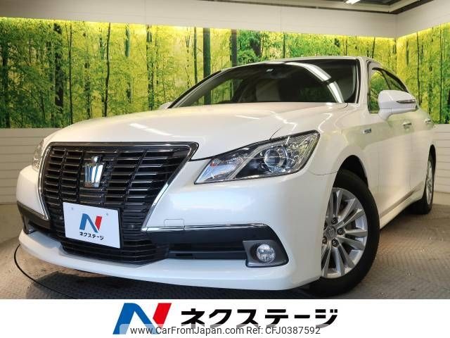 toyota crown 2013 -TOYOTA--Crown DAA-AWS210--AWS210-6043267---TOYOTA--Crown DAA-AWS210--AWS210-6043267- image 1