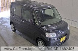 daihatsu tanto 2013 CFJ1682405