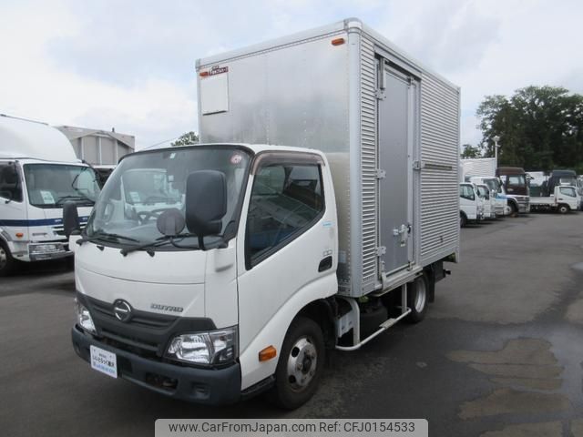 hino dutro 2017 GOO_NET_EXCHANGE_0510853A30240829W011 image 1