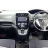 nissan serena 2014 504928-931637 image 1