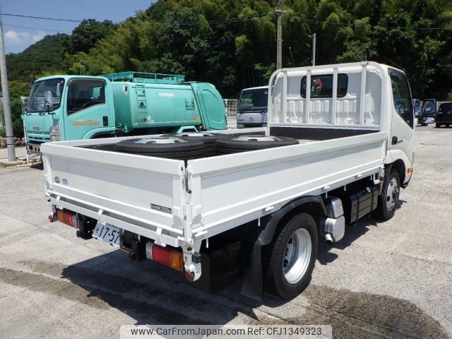 hino dutro 2014 -HINO 【鳥取 400そ1757】--Hino Dutoro XZU675M--XZU675-0004563---HINO 【鳥取 400そ1757】--Hino Dutoro XZU675M--XZU675-0004563- image 2