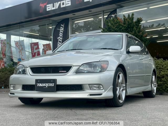 toyota altezza-gita 2001 CFJ1706364 image 1