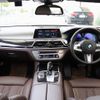bmw 7-series 2018 quick_quick_LDA-7G30_WBA7G82060GS44634 image 4