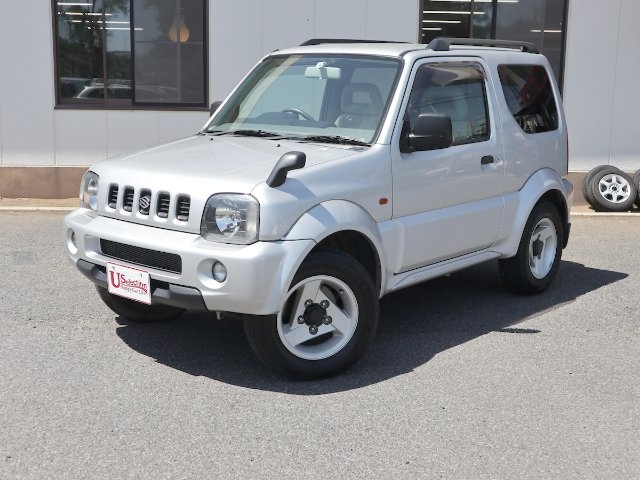 car_8878dbc6-8034-47e4-857b-