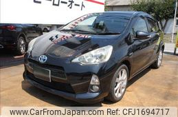 toyota aqua 2012 CFJ1694717