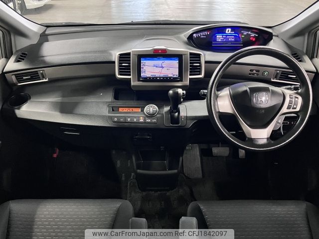 honda freed-spike 2012 CFJ1842097 image 2