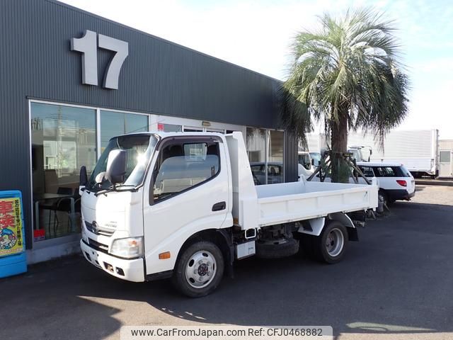 hino dutro 2016 GOO_NET_EXCHANGE_0402607A30241119W003 image 1