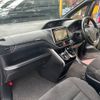 toyota esquire 2018 -TOYOTA--Esquire ZRR80G--0416553---TOYOTA--Esquire ZRR80G--0416553- image 17