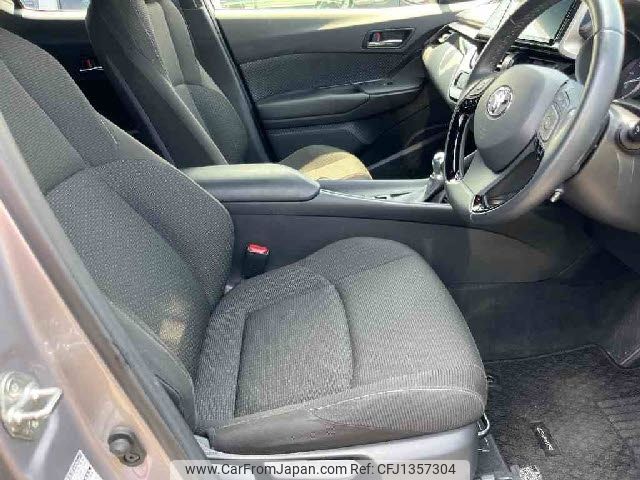 toyota c-hr 2019 -TOYOTA--C-HR DAA-ZYX10--ZYX10-2000094---TOYOTA--C-HR DAA-ZYX10--ZYX10-2000094- image 2
