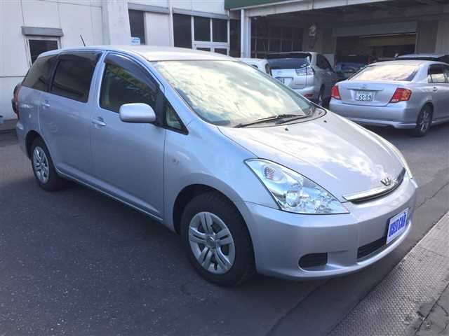 toyota wish 2004 769235-170205171843 image 2