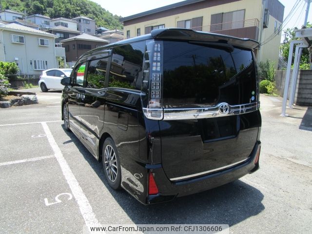 toyota voxy 2016 -TOYOTA--Voxy DBA-ZRR80W--ZRR80-0222319---TOYOTA--Voxy DBA-ZRR80W--ZRR80-0222319- image 2