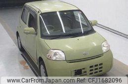 daihatsu esse 2006 CFJ1682096