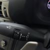 lexus is 2016 CFJ1794408 image 8