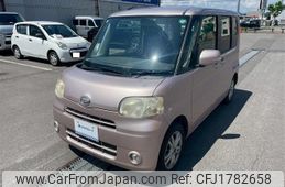 daihatsu tanto 2011 CFJ1782658