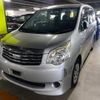 toyota noah 2010 CFJ1744892 image 1