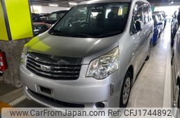 toyota noah 2010 CFJ1744892