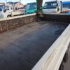 isuzu-elf-truck-2016-12147-car_88a50a24-54e1-45cf-935f-b197e7fd7c57