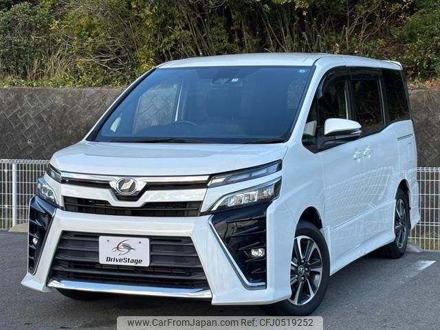 toyota voxy 2017 quick_quick_DBA-ZRR80W_ZRR80W-0353295 image 1