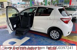 toyota vitz 2017 CFJ0397241