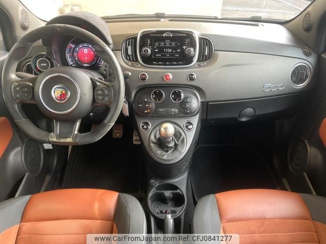 abarth 595 2017 quick_quick_31214T_ZFA3120000J724731 image 2