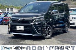 toyota voxy 2019 -TOYOTA--Voxy ZRR80W--0572811---TOYOTA--Voxy ZRR80W--0572811-