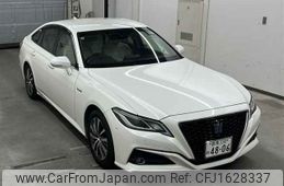 toyota crown 2019 CFJ1628337