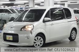 toyota porte 2012 CFJ1028623